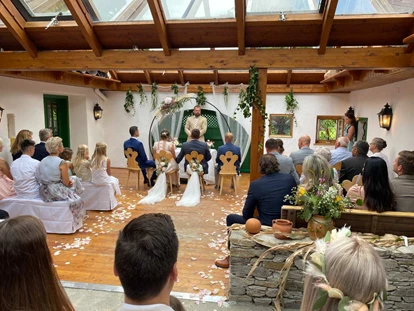 Wedding - Geeignet für: Hochzeit - Oberneuberg (Pöllauberg) - Landgut Marienhof Herberstein - Trauung - Landgut Marienhof Herberstein