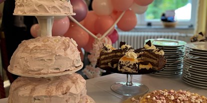 Hochzeit - Candybar: Donutwall - Brandenburg Süd - Hotel Seeschloss am Bötzsee bei Berlin-Für die schönsten Feiern in Ihrem Leben!