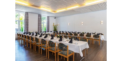 Bruiloft - Hochzeitsessen: 5-Gänge Hochzeitsmenü - Festsaal - geeignet für bis zu 120 Personen - Restaurant & Landhotel "Zum Niestetal"