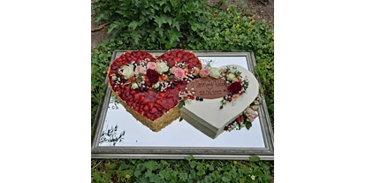 Hochzeit - Geeignet für: Geburtstagsfeier - Westerheim (Landkreis Unterallgäu) - Hochzeitstorte aus der Klosterkonditorei - Kloster Bonlanden