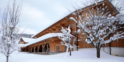 Hochzeit - Umgebung: in den Bergen - Der Feldbauernhof, in 4853 Steinbach am Attersee, steht euch auch für romantische Winterhochzeiten zur Verfügung. - Feldbauernhof