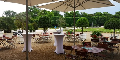 Hochzeit - Hochzeitsessen: Buffet - Gnotzheim - Terrasse Sektempfang - Orangerie Ansbach