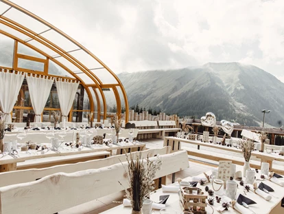 Wedding - Geeignet für: Eventlocation - Tyrol - Der Wintergarten des VIEW kann offen und geschlossen genutzt werden und bietet so maximale Flexibität bei jedem Wetter. - Das View - the Pop-Up
