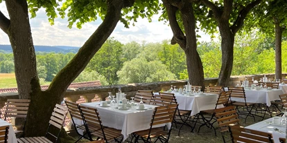 Hochzeit - Umgebung: in Weingärten - Fichtelberg - Schloß Neudrossenfeld