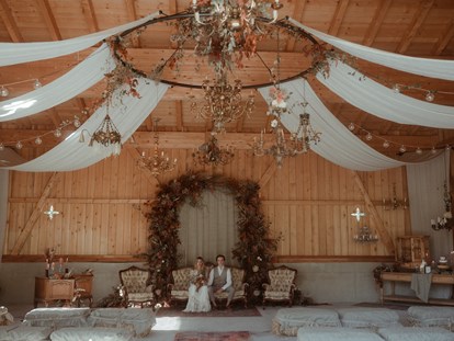 Hochzeit - Hochzeits-Stil: Vintage - Vorderkleinarl - König & Kuh