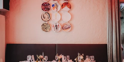 Nozze - Hochzeits-Stil: Boho - Niederotterbach - Restaurantbereich - Cantina Majolika