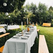 Hochzeitslocation - Feiern im Garten unter der alten Linde - Granetal.Quartier