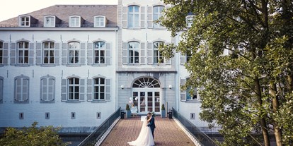 Hochzeit - Trauung im Freien - Aachen - Das Schloss Rahe in Nordrhein-Westfalen für eure Traumhochzeit. - Schloss Rahe GmbH