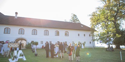 Hochzeit - Art der Location: Schloss - Schwanenstadt - Heiraten auf dem Hof Groß Höllnberg in Oberösterreich. - Hof Groß Höllnberg