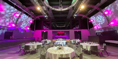 Wedding - Personenanzahl - Niederotterbach - Saal Magnum - großer, moderner Hochzeitssaal - Presswerk Eventhaus