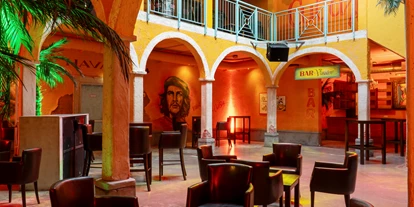 Hochzeit - Hochzeits-Stil: Modern - Hügelsheim - Havanna Club - Raum mit kubanischer Atmosphäre  - Presswerk Eventhaus