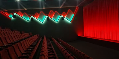 Mariage - Geeignet für: Eventlocation - Region Schwaben - Mieten Sie einen unserer Kinosäle für Ihre Firmenfeier dazu. (Zu sehen Kinosaal 1) - Starlet - cinema lounge