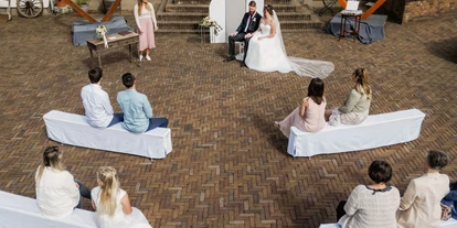 Hochzeit - Geeignet für: Seminare und Meetings - Wadern - Freie Trauung im Innenhof - Hofgut Dösterhof