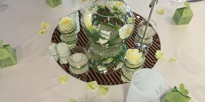 Hochzeit - Geeignet für: Firmenweihnachtsfeier - Hard - Feine Tischdekoration - Vienna House Martinspark Dornbirn