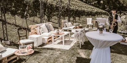 Hochzeit - Hunde erlaubt - Empfang am Weingut - Weingut Holler