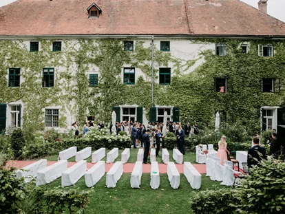 Mariage - Hochzeits-Stil: Vintage - St. Oswald (St. Oswald) - Schloss Ernegg