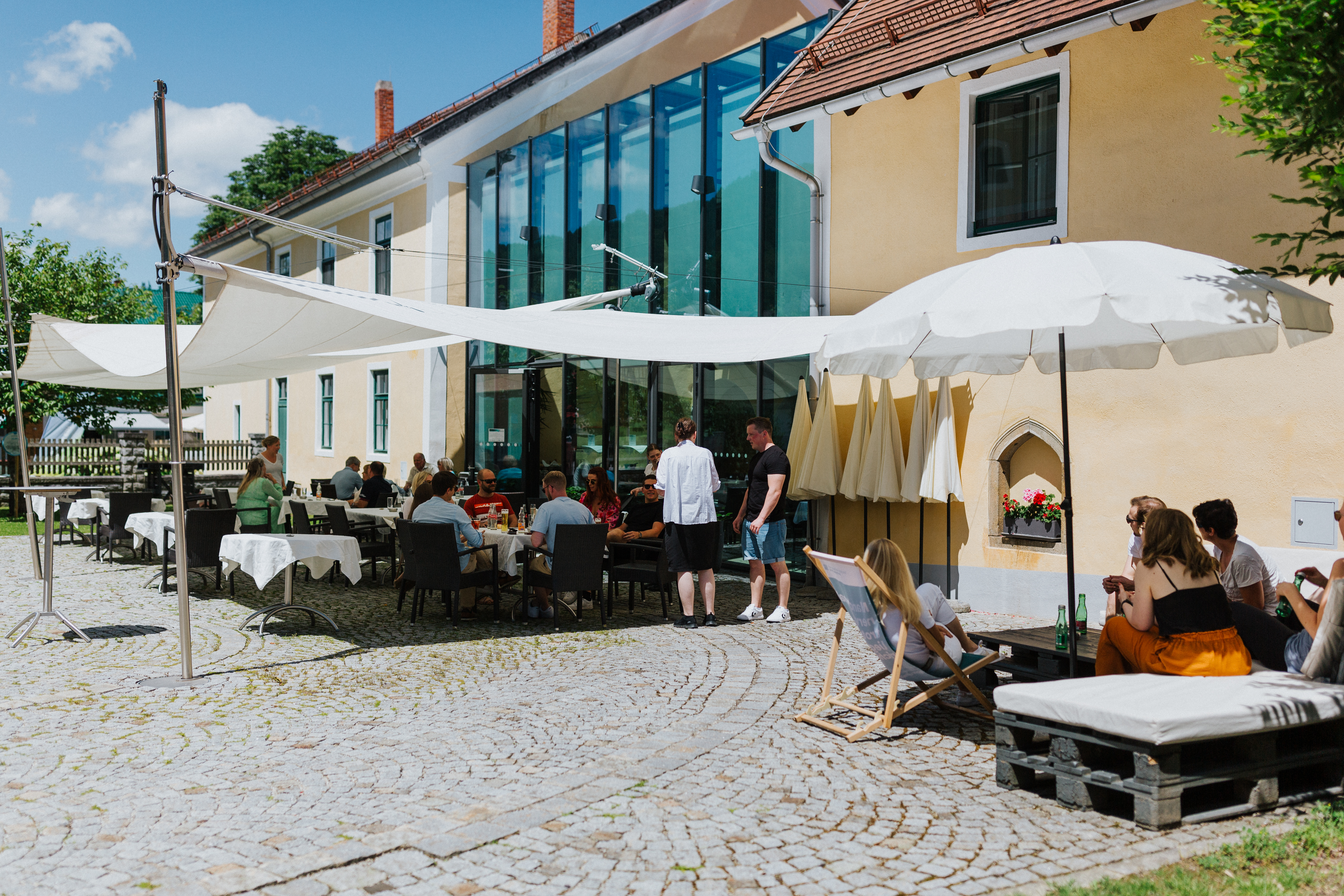 Lieu du mariage - Innenhof für den Empfang und Agape - exklusiv für Ihre Hochzeit - Hotel Wesenufer