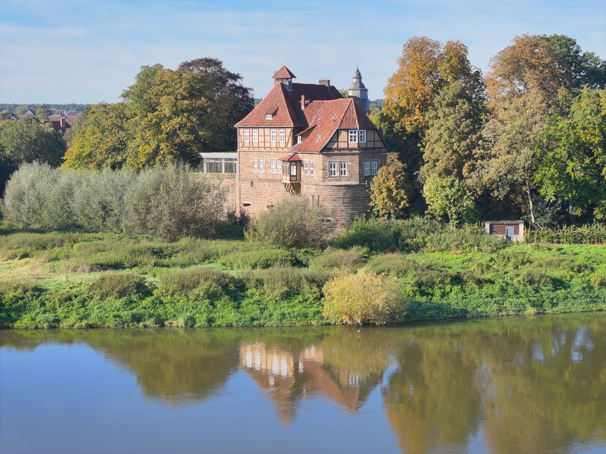 Hochzeitslocation - Hochzeit im Schloss Petershagen – romantische Hochzeitslocation an der Weser
 - Schloss Petershagen