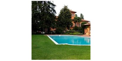 Hochzeit - Art der Location: Villa - Italien - GEHEIMTIPP Hochzeit Anwesen im italienischen Piemont