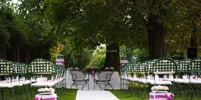 Nozze - Umgebung: im Park - Piemont-Stadt - Eine Zeremonie unter Alleebäumen - GEHEIMTIPP Hochzeit Anwesen im italienischen Piemont