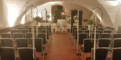 Hochzeit - Weinkeller - PLZ 8283 (Österreich) - Festliche Trauung im Kastell Stegersbach - Kastell Stegersbach