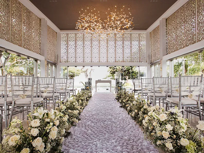 Hochzeit:  Elegante Hochzeitsfeiern im Sofitel mit individuellen Konzepten und persönlicher Betreuung - Sofitel Frankfurt Opera