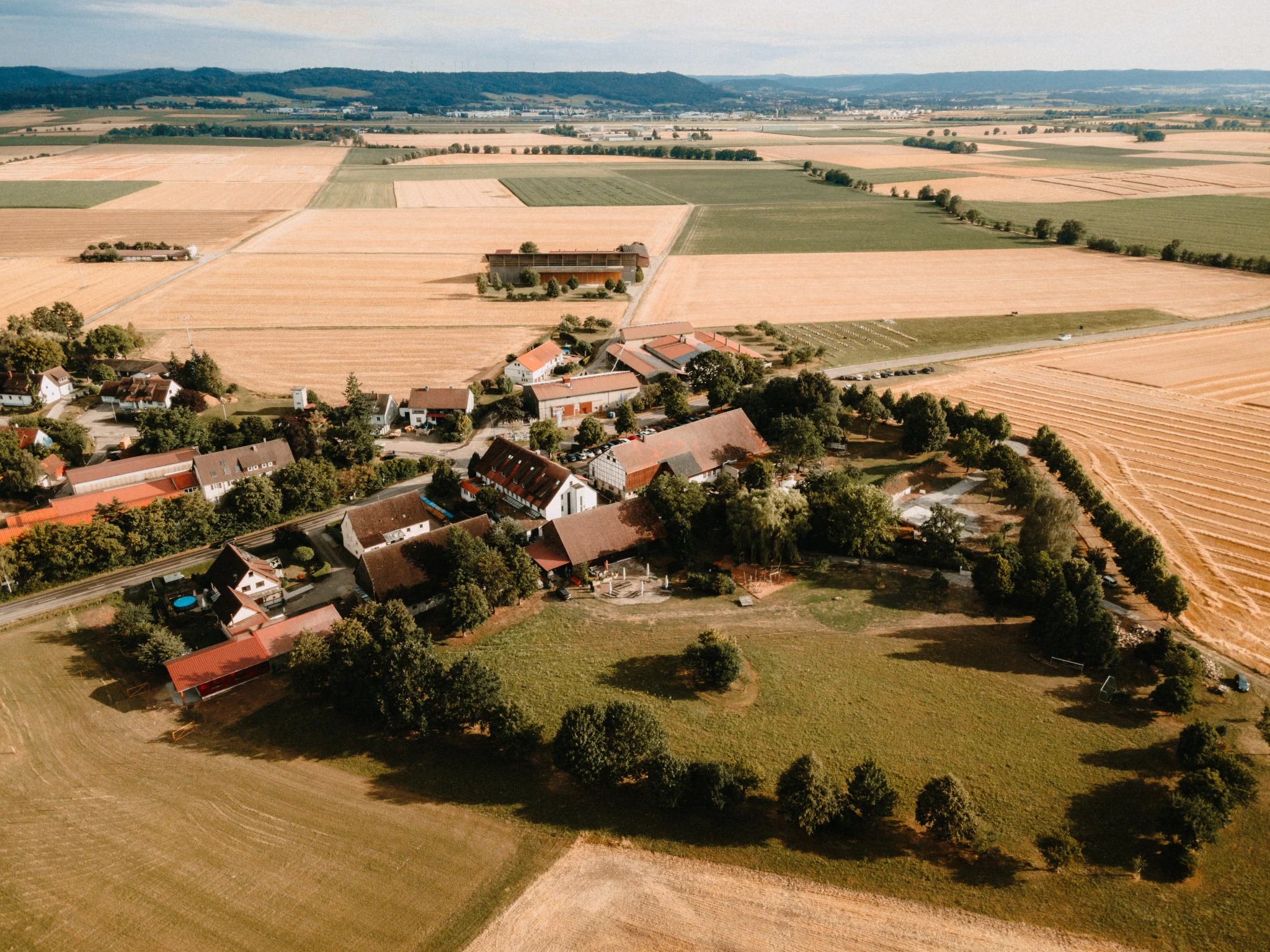 Hochzeit: Romantische Hochzeit im Landhaus Rössle Veinau – die perfekte Hochzeitslocation bei Schwäbisch Hall.
 - Landhaus Rössle