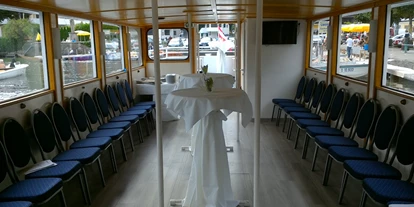 Hochzeit - Umgebung: am Land - Rüstorf - Innenraum Fahrgastschiff "St. Nikolaus" - Schifffahrt Loidl