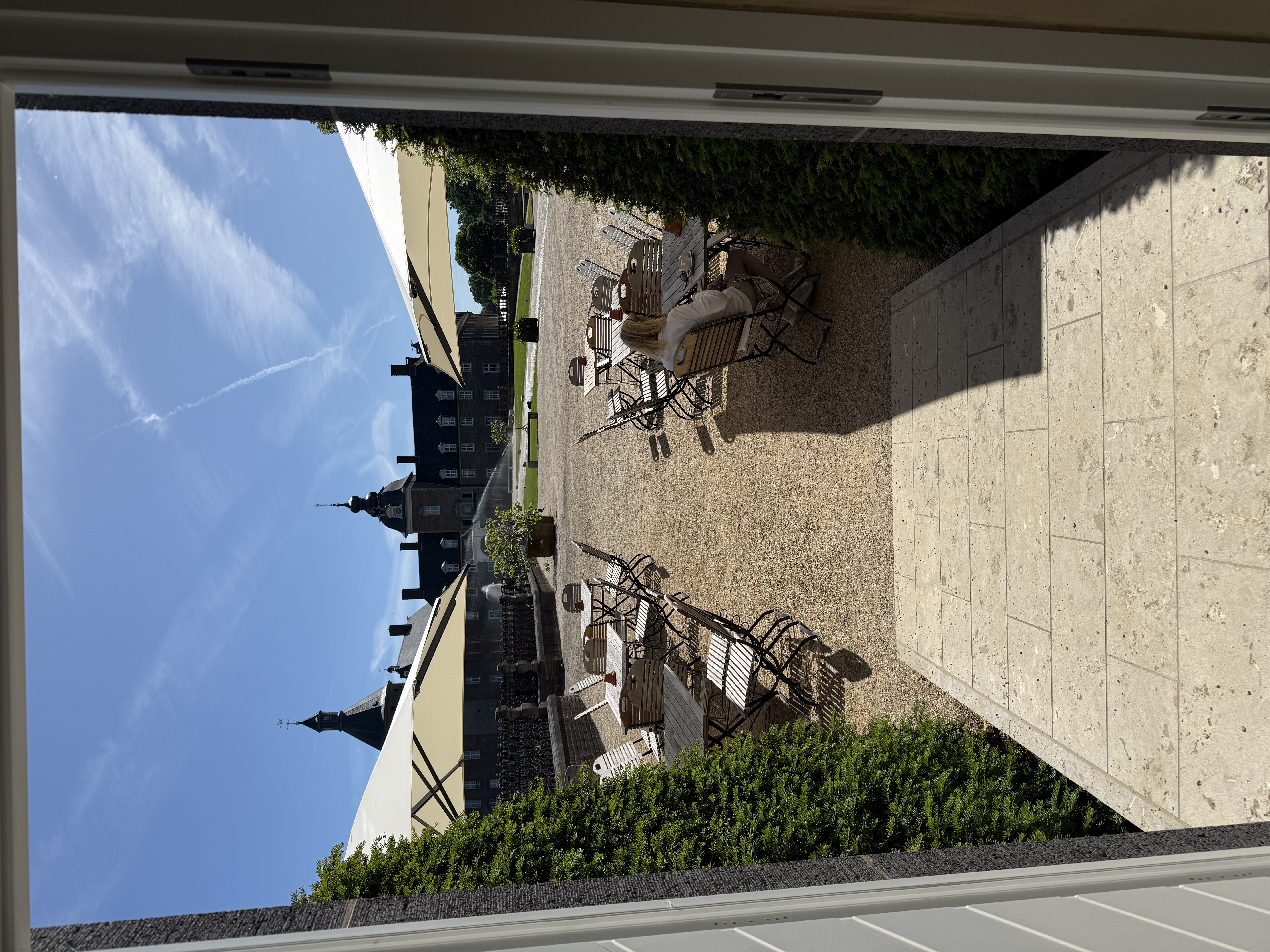 Hochzeitslocation - Blick aus auf den Biergarten der Kornmühle - Die Kornmühle an der Wasserburg 