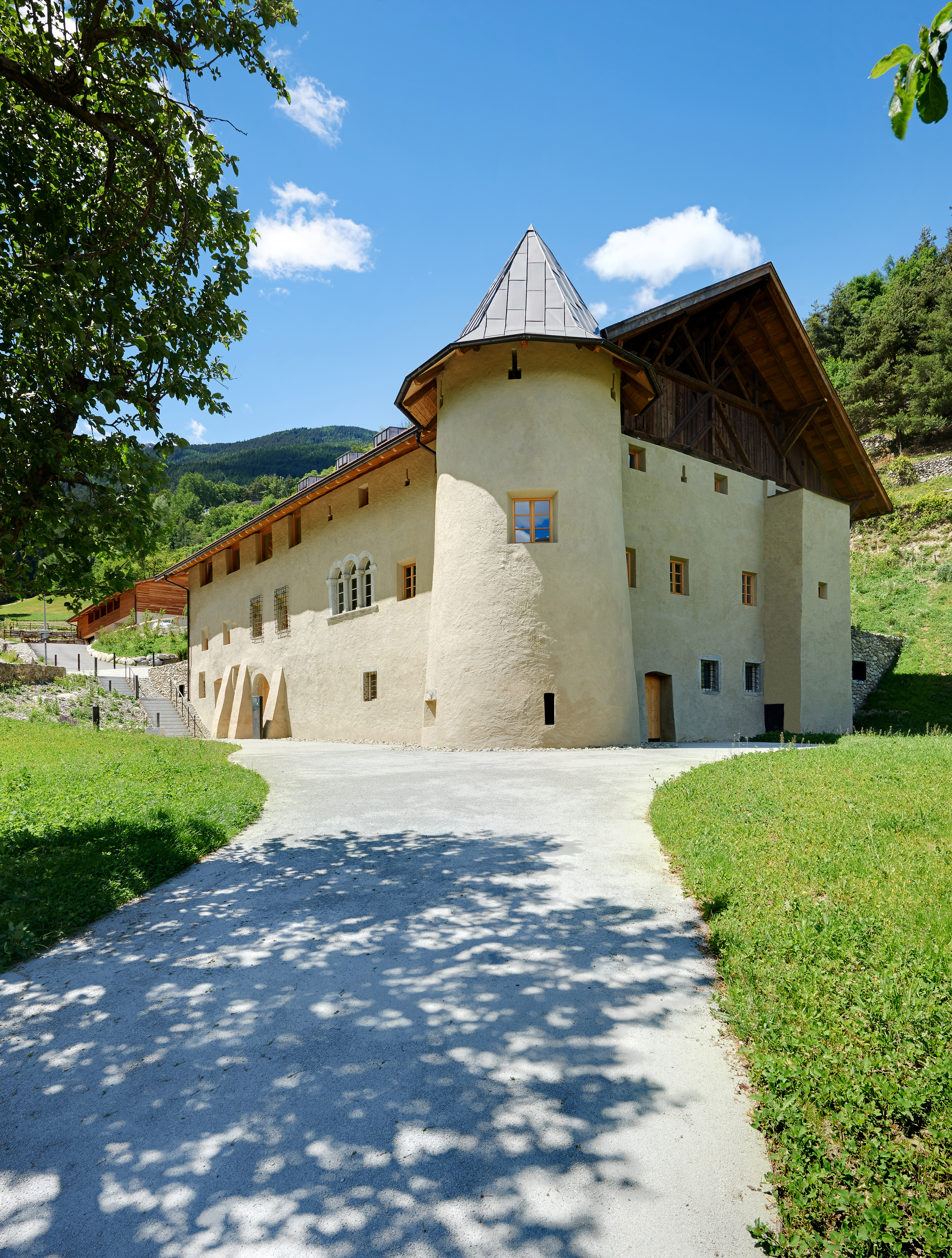Hochzeit: Außenansicht Thalhofer - Ansitz Thalhofer in Brixen