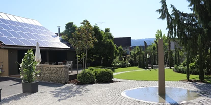 Nozze - Parkplatz: kostenlos - Röthis - Der wunderschöne Garten hinter der ANNA steht für freie Trauungen jederzeit zur Verfügung.  - ANNA