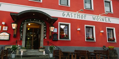 Hochzeit - Art der Location: Restaurant - Oberösterreich - Haupteingang Gasthof Wösner. - Gasthof Wösner