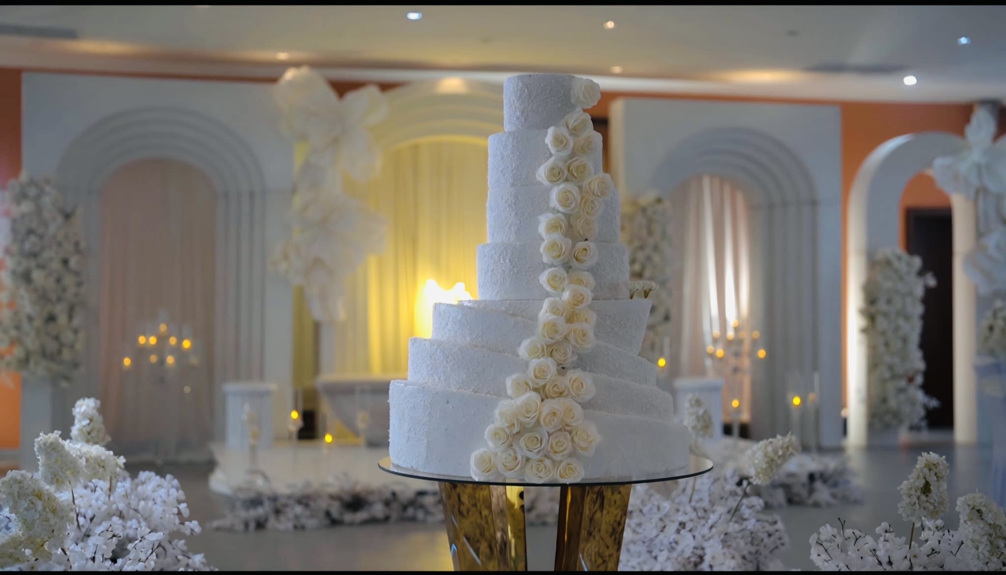 Hochzeitslocation - „Festlich dekorierter Hochzeitssaal im TimeOut Eventlocation in Herzberg am Harz.“ - TimeOut