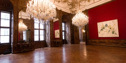 Wedding - Personenanzahl - Großengersdorf - Der Roter Salon des Palais Schönborn-Batthyány in Wien. - Palais Schönborn-Batthyány