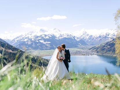 Wedding - Hochzeits-Stil: Rustic - Enterwinkl - Fotoshooting mit Blick auf den Zeller See und das Kitzsteinhorn - Schloss Prielau Hotel & Restaurants