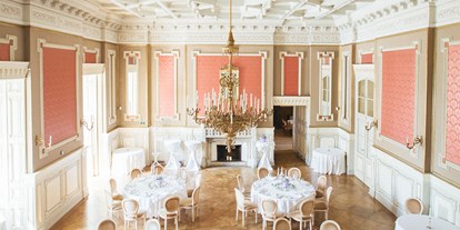 Hochzeit - Hochzeits-Stil: Traditionell - Hochzeitslocation Schloss Wolfsberg in Kärnten. - Schloss Wolfsberg
