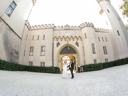 Hochzeit - Art der Location: privates Anwesen - Österreich - Hochzeit im Schloss Wolfsberg in Kärnten  - Schloss Wolfsberg