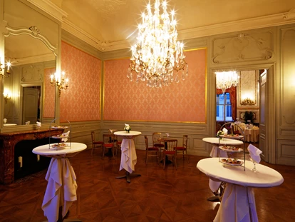Wedding - nächstes Hotel - Wien Ottakring - Damensalon als Buffet- oder Tanzbereich - Palais Daun-Kinsky