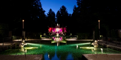 Hochzeit - Art der Location: Eventlocation - Bürmoos - Nächtliche Beleuchtung in den Wasserspielen - Gasthaus zu Schloss Hellbrunn