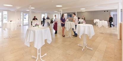 Hochzeit - Geeignet für: Gala, Tanzabend und Bälle - Thüringen (Thüringen) - Foyer Löwensaal - Löwensaal Hohenems