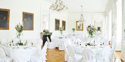 Hochzeit - Umgebung: am Land - PLZ 1190 (Österreich) - Traumhochzeit im SCHLOSS Miller-Aichholz - Schloss Miller-Aichholz - Europahaus Wien