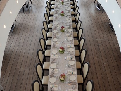 Hochzeit - Art der Location: Restaurant - Tirol - Der Festsaal der Achenseeschifffahrt. - Achenseeschifffahrt - Traumhochzeit direkt am Achensee