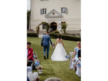 Hochzeit - Hochzeits-Stil: Boho - Weneberg (Greifenburg, Irschen) - 2019 L&K - so zauberhaft schön. - Schloss Greifenburg