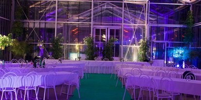 Hochzeit - Art der Location: Wintergarten - Grafenwörth - Eventglashaus 2 - der perfekte Ort für eine ruhige Tafel - Eventglashaus - Praskac Das Pflanzenland