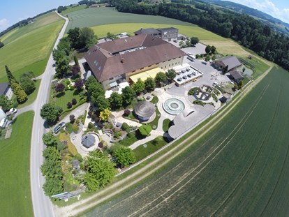 Hochzeit - Art der Location: ausgefallene Location - Oberösterreich - Landgasthof Feichthub von oben - Eventgasthof Feichthub