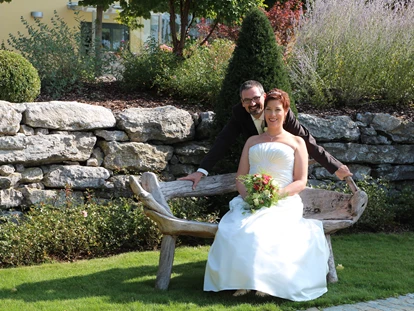 Hochzeit - nächstes Hotel - Rosenegg (Garsten) - Fotos im Garten - Eventgasthof Feichthub