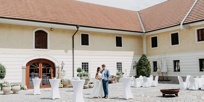 Hochzeit - PLZ 4596 (Österreich) - mediterraner Innenhof - perfekter Ort für die Agape - GANGLBAUERGUT