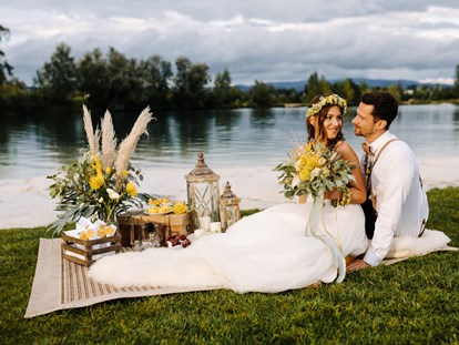Hochzeit - Österreich - Unsere Hochzeitslocation liegt direkt am See.
pic by: Reichl Fotografie - DasSee Event Exclusive