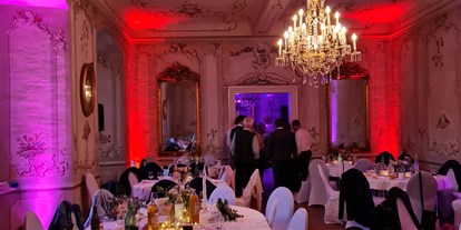 Hochzeit - Hochzeits-Stil: Fine-Art - PLZ 8650 (Österreich) - Pernegger Salon - Schloss Pernegg