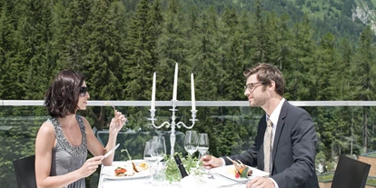 Mariage - Kinderbetreuung - L'Autriche - Dinner auf der Terrasse des Turmes - Gradonna ****s Mountain Resort Châlets & Hotel